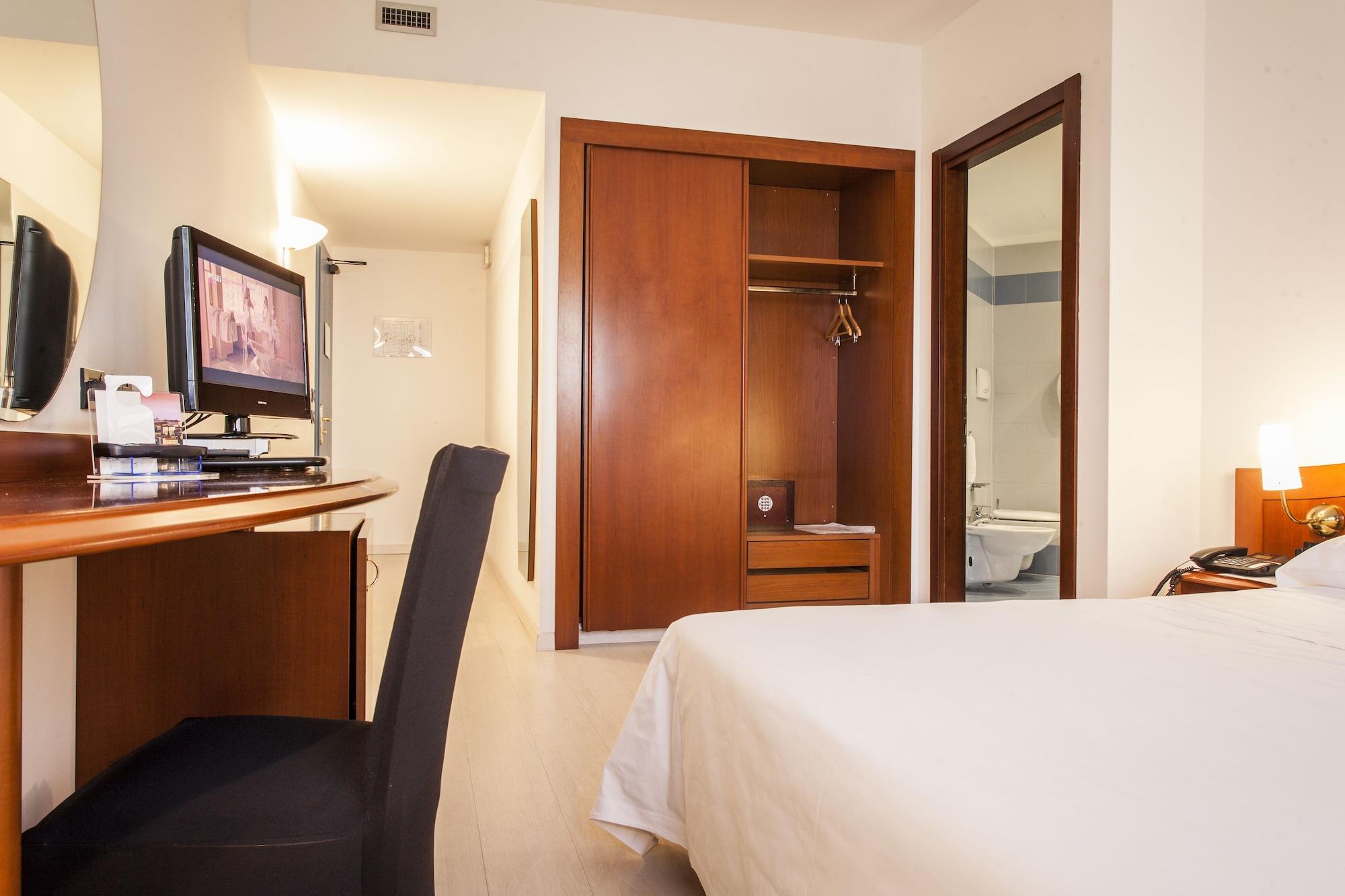Hotel Donizetti Lallio Dış mekan fotoğraf