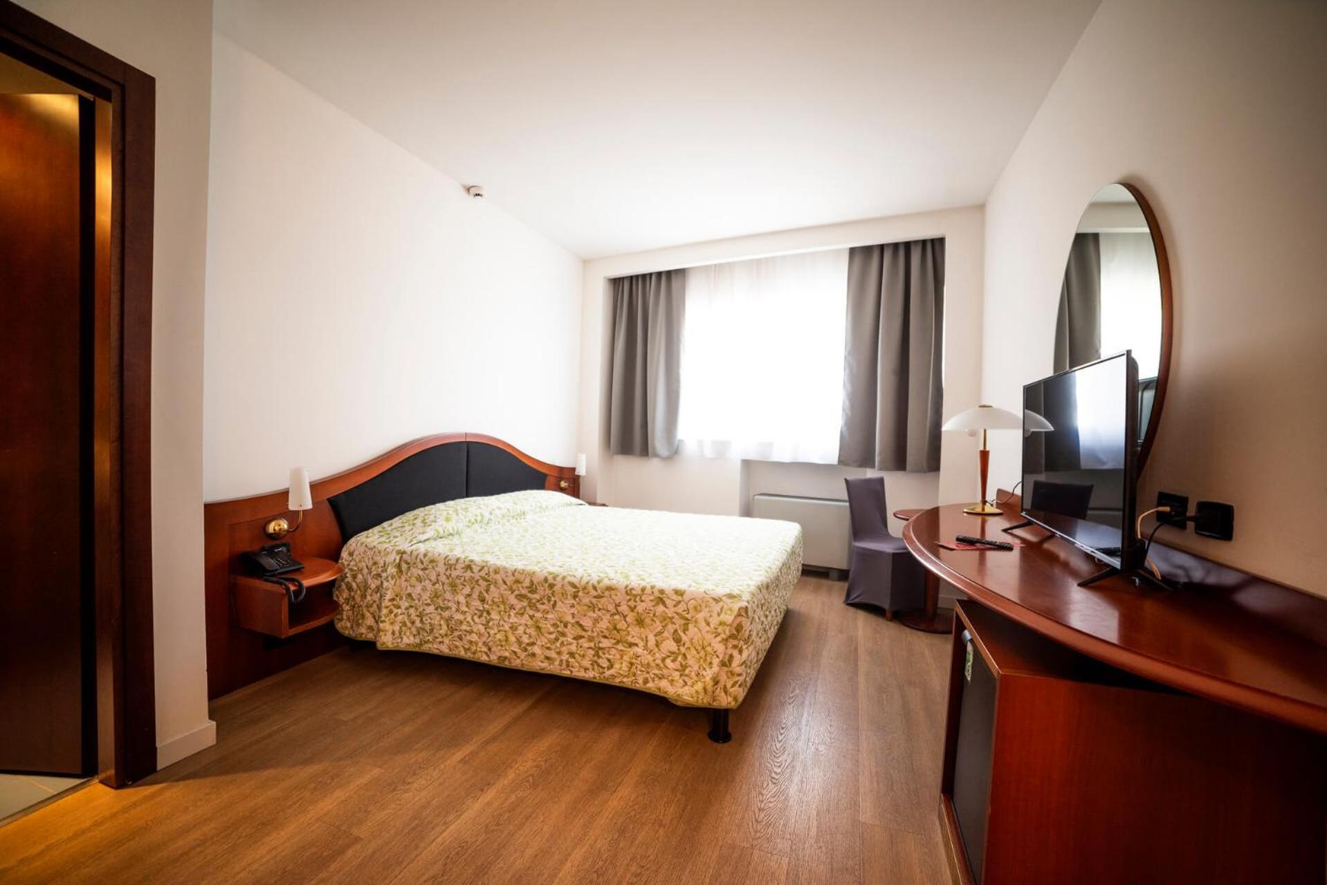 Hotel Donizetti Lallio Dış mekan fotoğraf