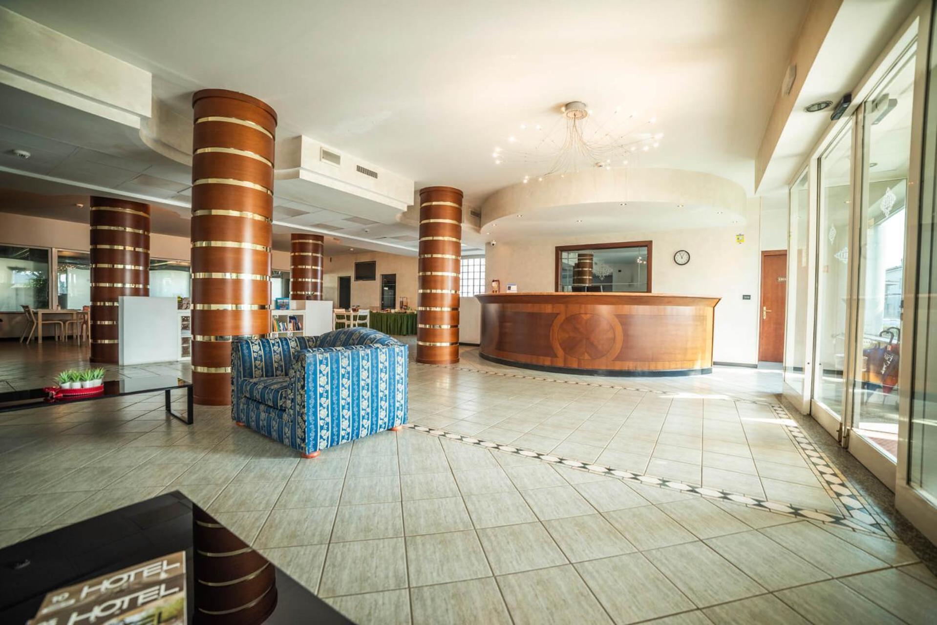 Hotel Donizetti Lallio Dış mekan fotoğraf